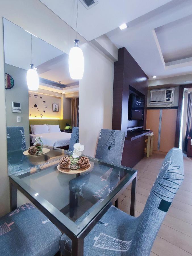 Two Palmtree Villas Newport Boulevard Near Naia 3 Pasay City มะนิลา ภายนอก รูปภาพ