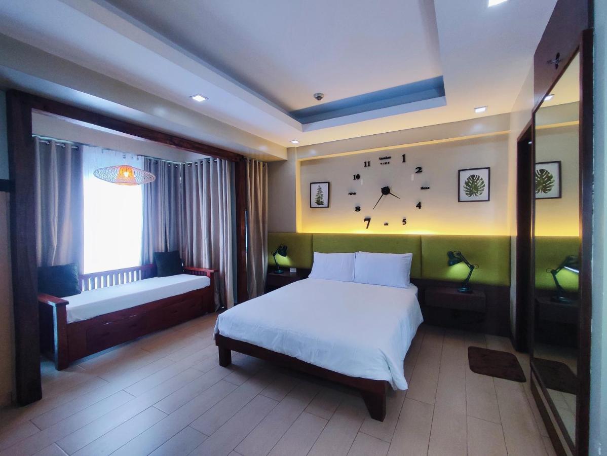 Two Palmtree Villas Newport Boulevard Near Naia 3 Pasay City มะนิลา ภายนอก รูปภาพ